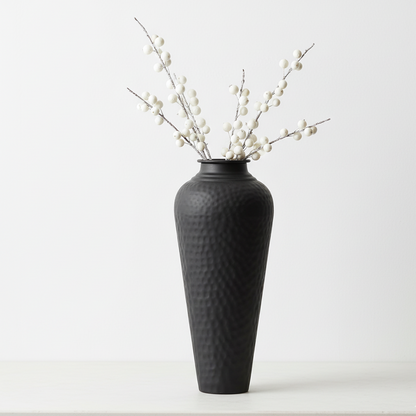 Hammered Matte Black With Lid Vase