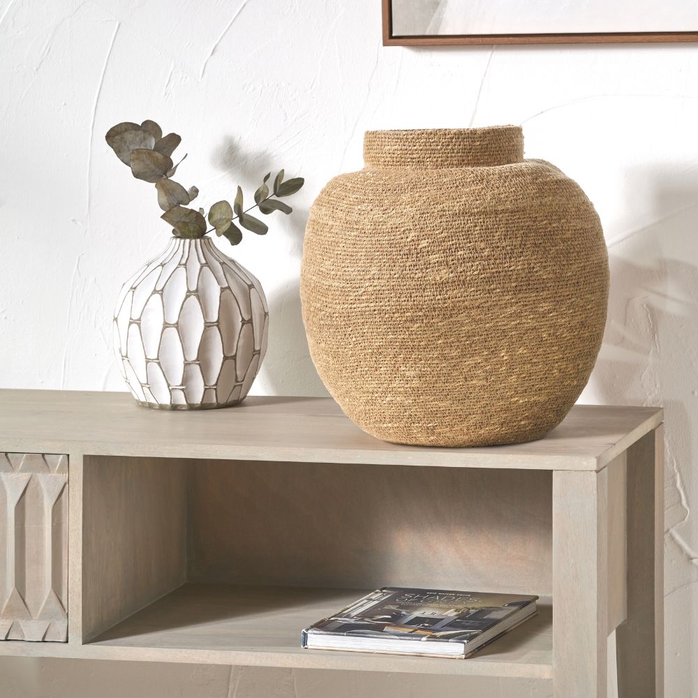 Seagrass Natural Urn Shaped Basket