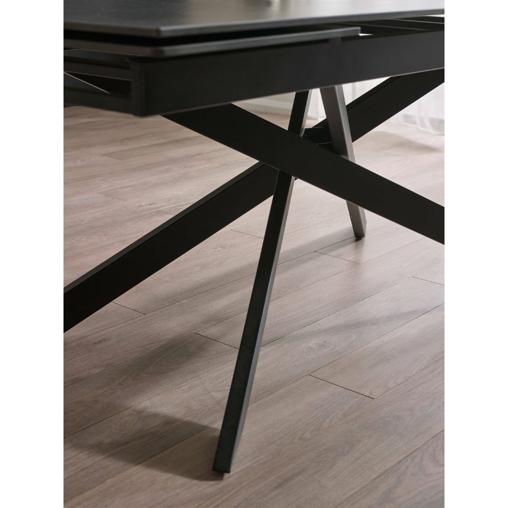 Osaka 1.6m Extendable Dining Table