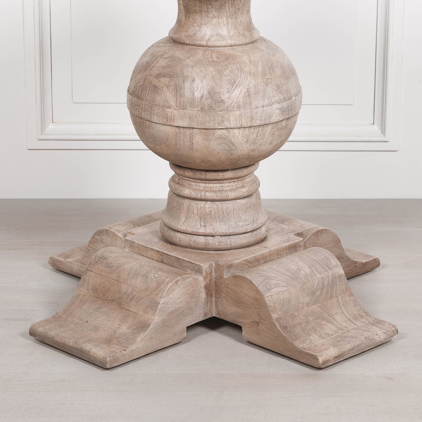 Corwin 139cm Round Acacia Dining Table