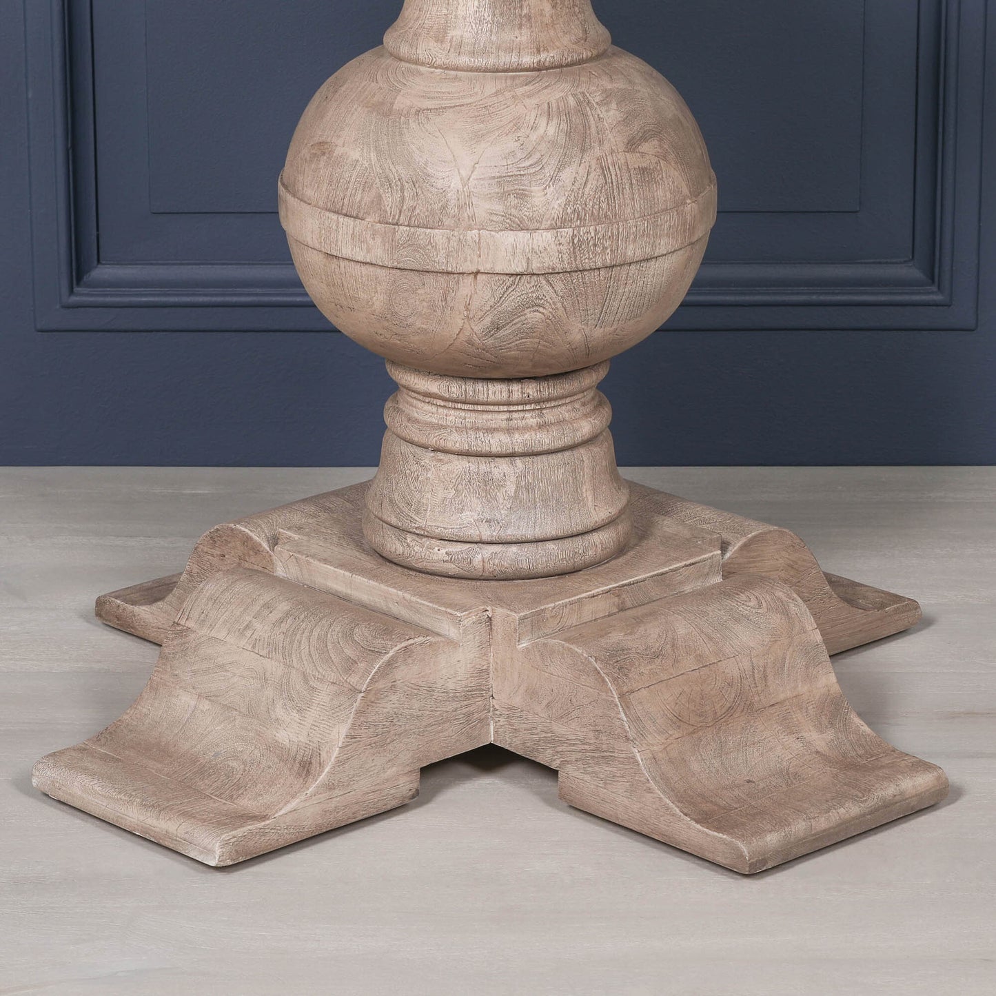 Corwin 139cm Round Acacia Dining Table