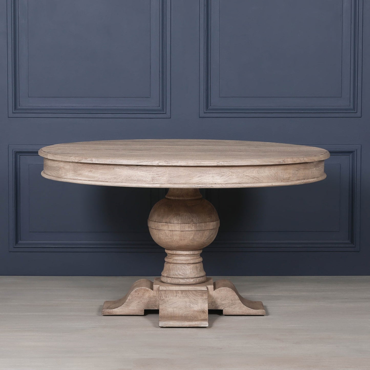 Corwin 139cm Round Acacia Dining Table