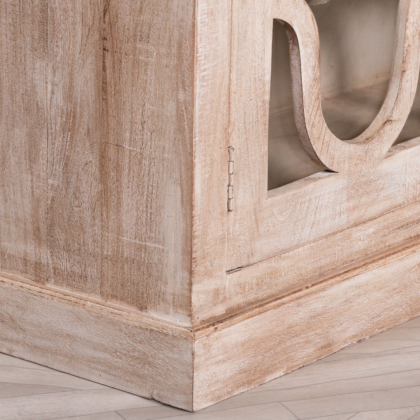 Solmere Mango Wood Display Cabinet