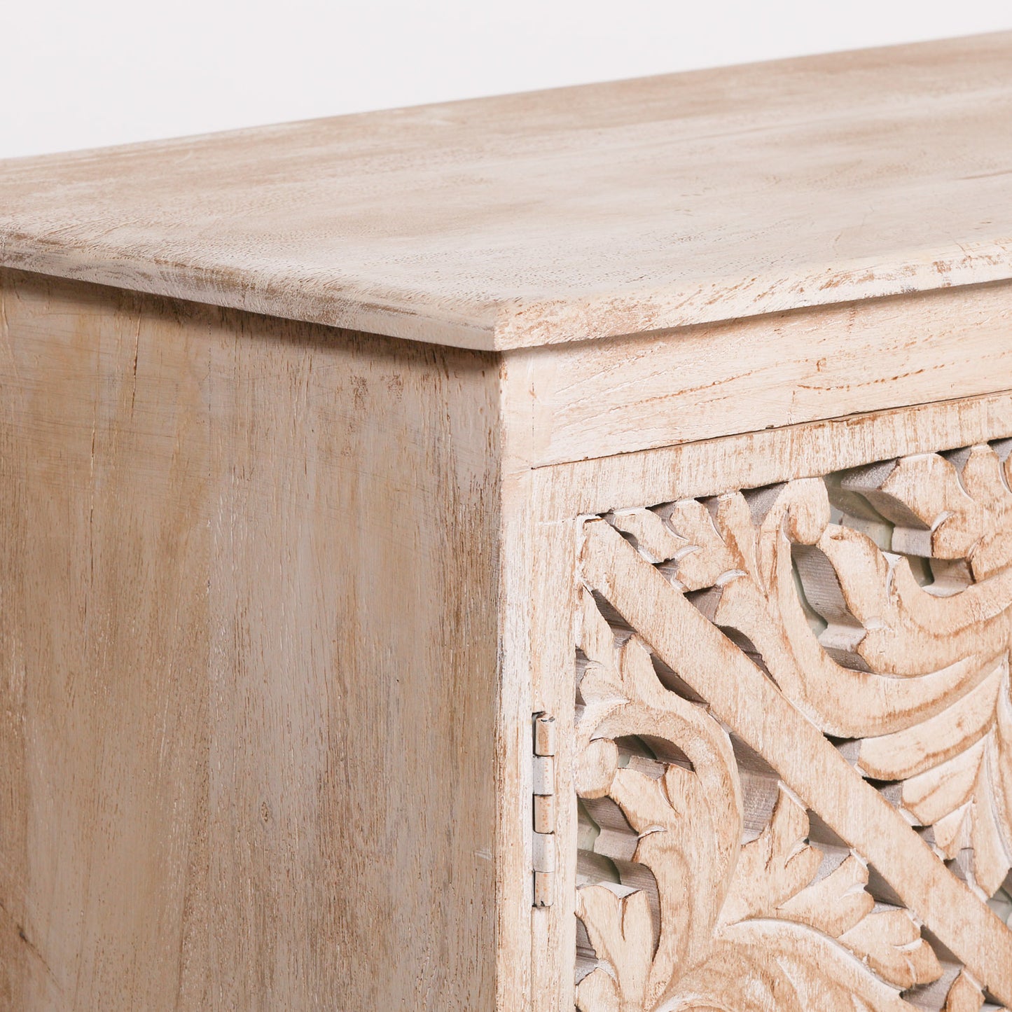 Solmere Ornate Carved Mango Wood Sideboard with Mirror Doors