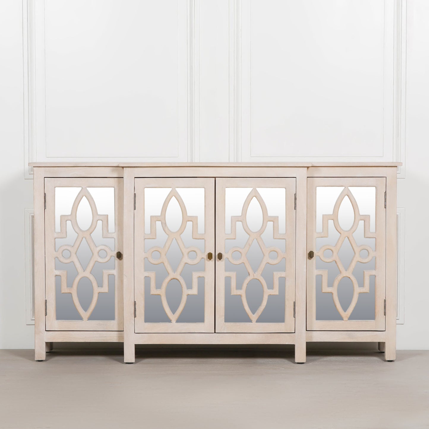 Solmere 4-Door Mirrored Breakfront Mango Wood Sideboard
