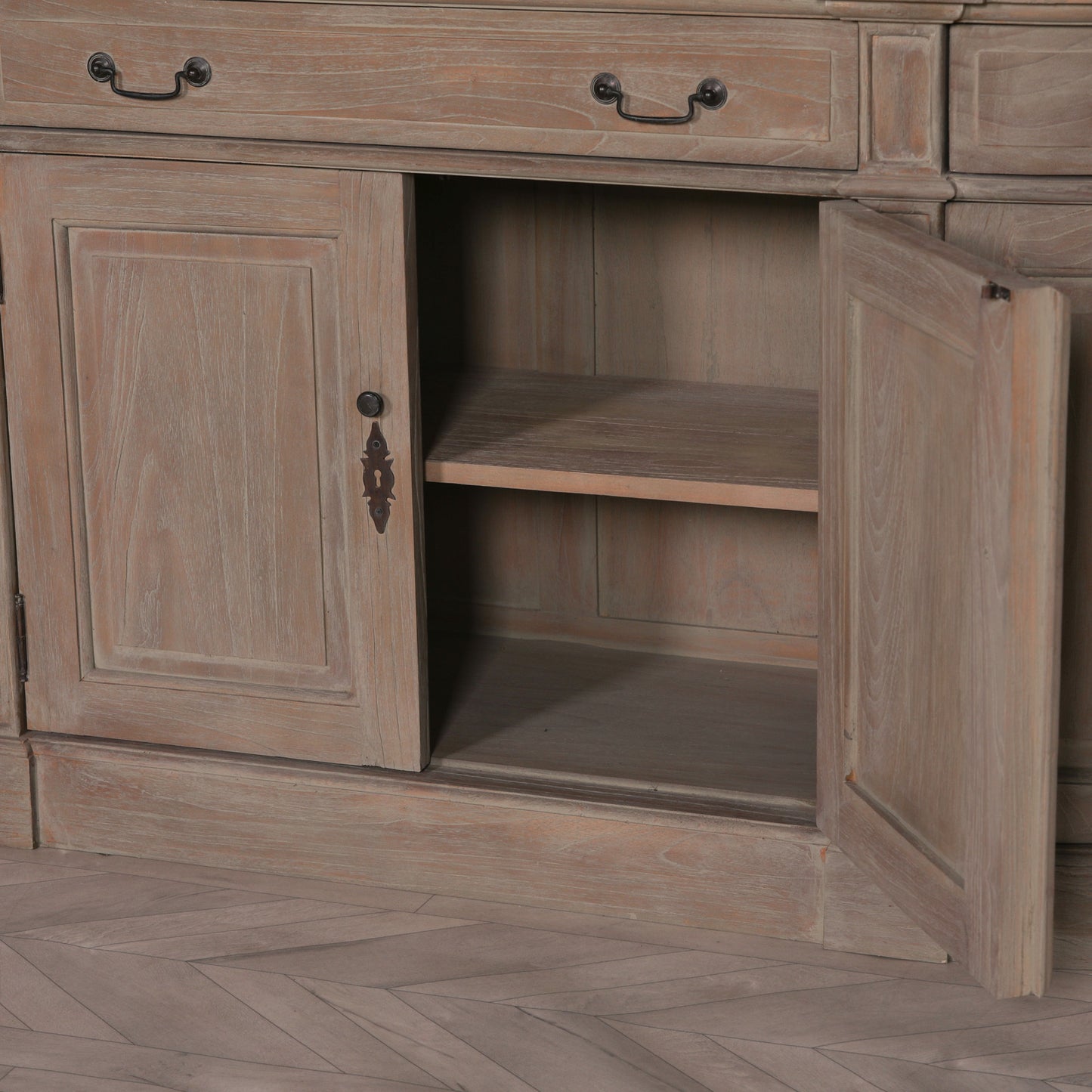 Arbouré Large White Cedar Bookcase with Ladder