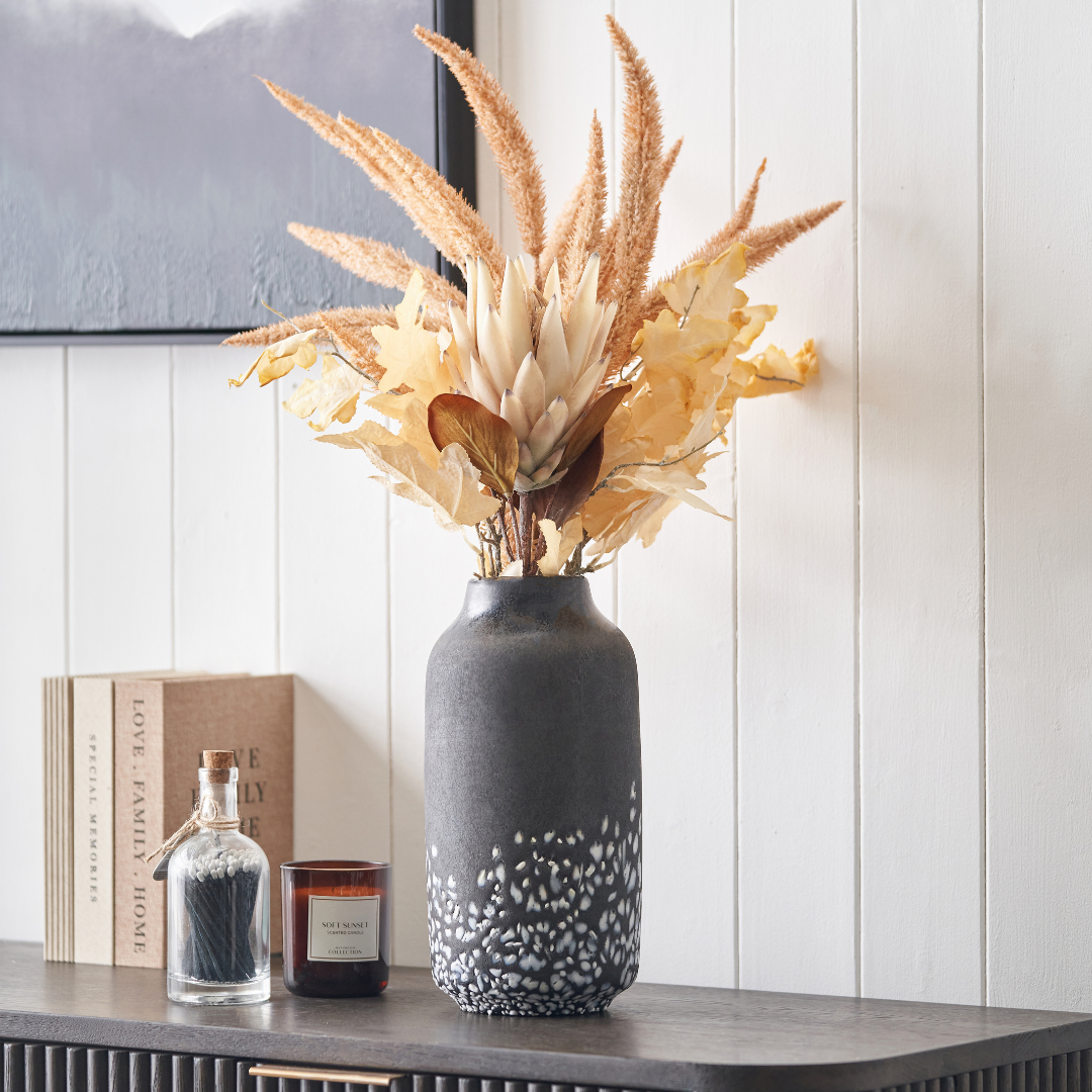 Etna Black and White Glass Vase
