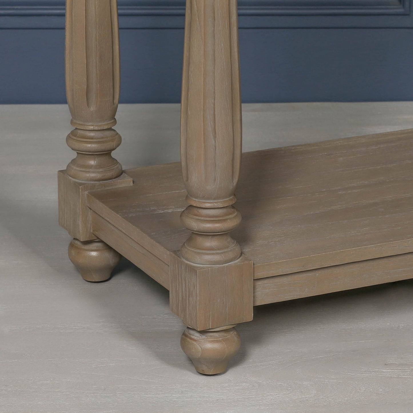 Arbouré White Cedar Farmhouse Console Table