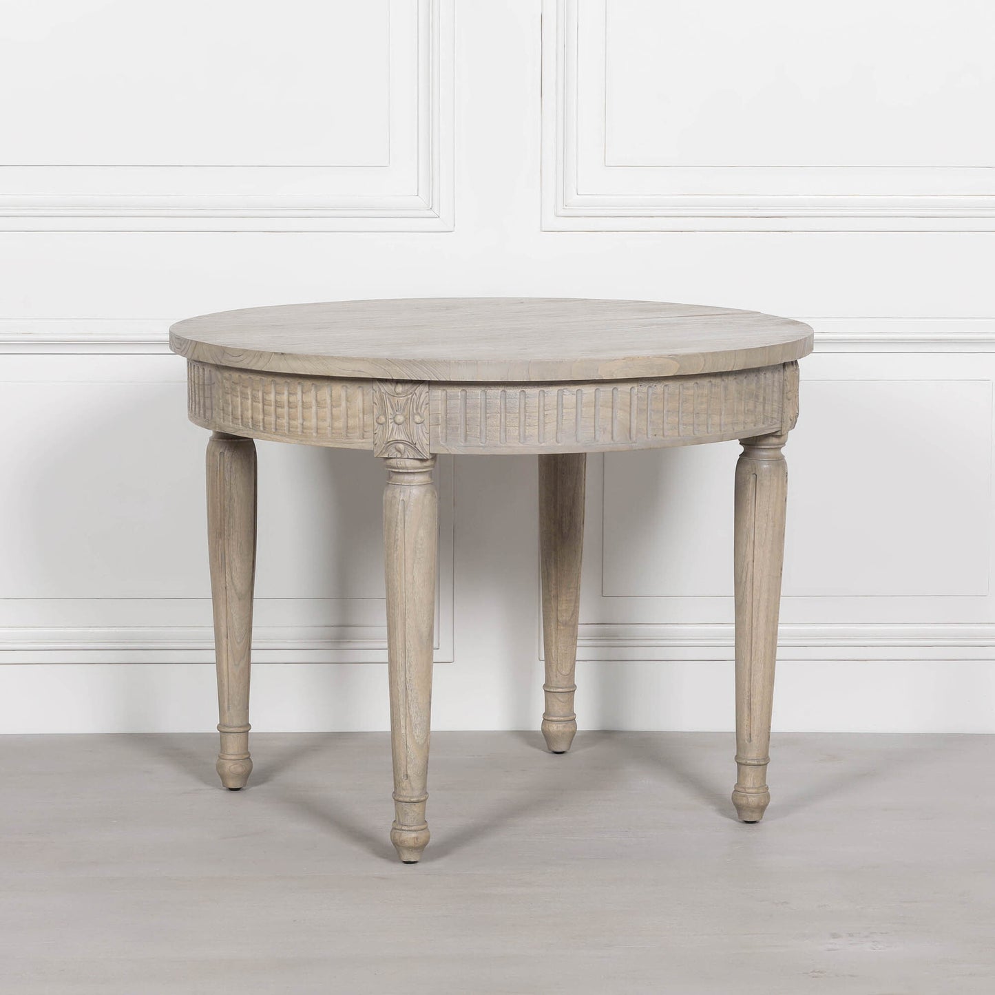 Elderwood 100–200cm Extendable Cedar Dining Table