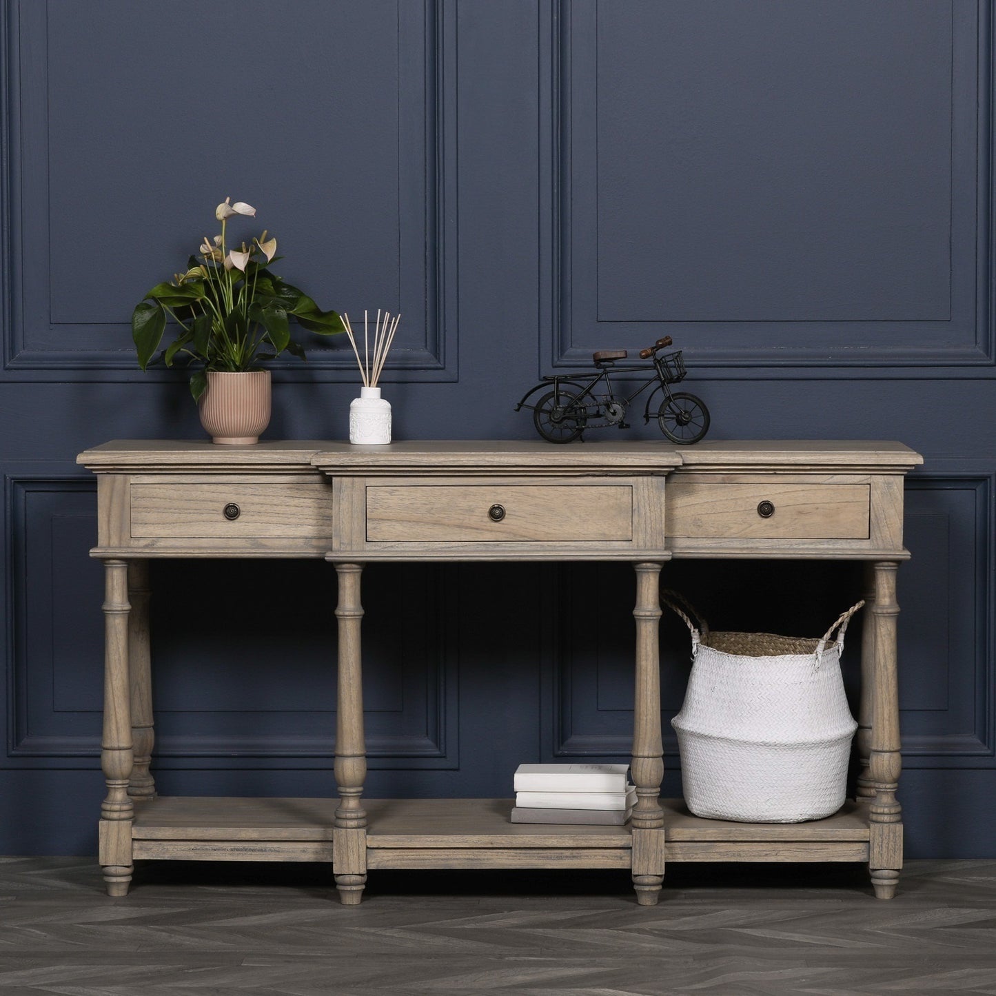Arbouré Rustic White Cedar Console Table