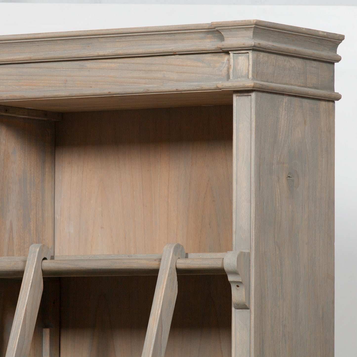 Arbouré Large Rustic White Cedar Bookcase with Ladder