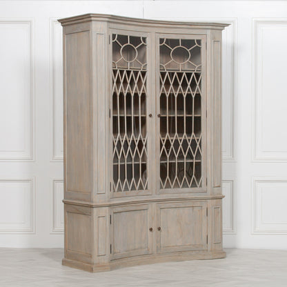 Arbouré White Cedar Concave Display Cabinet