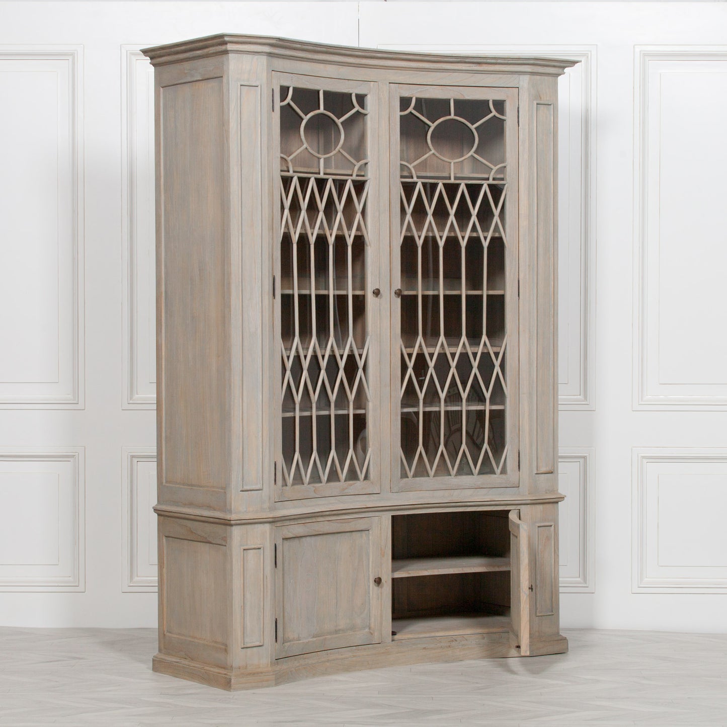 Arbouré White Cedar Concave Display Cabinet