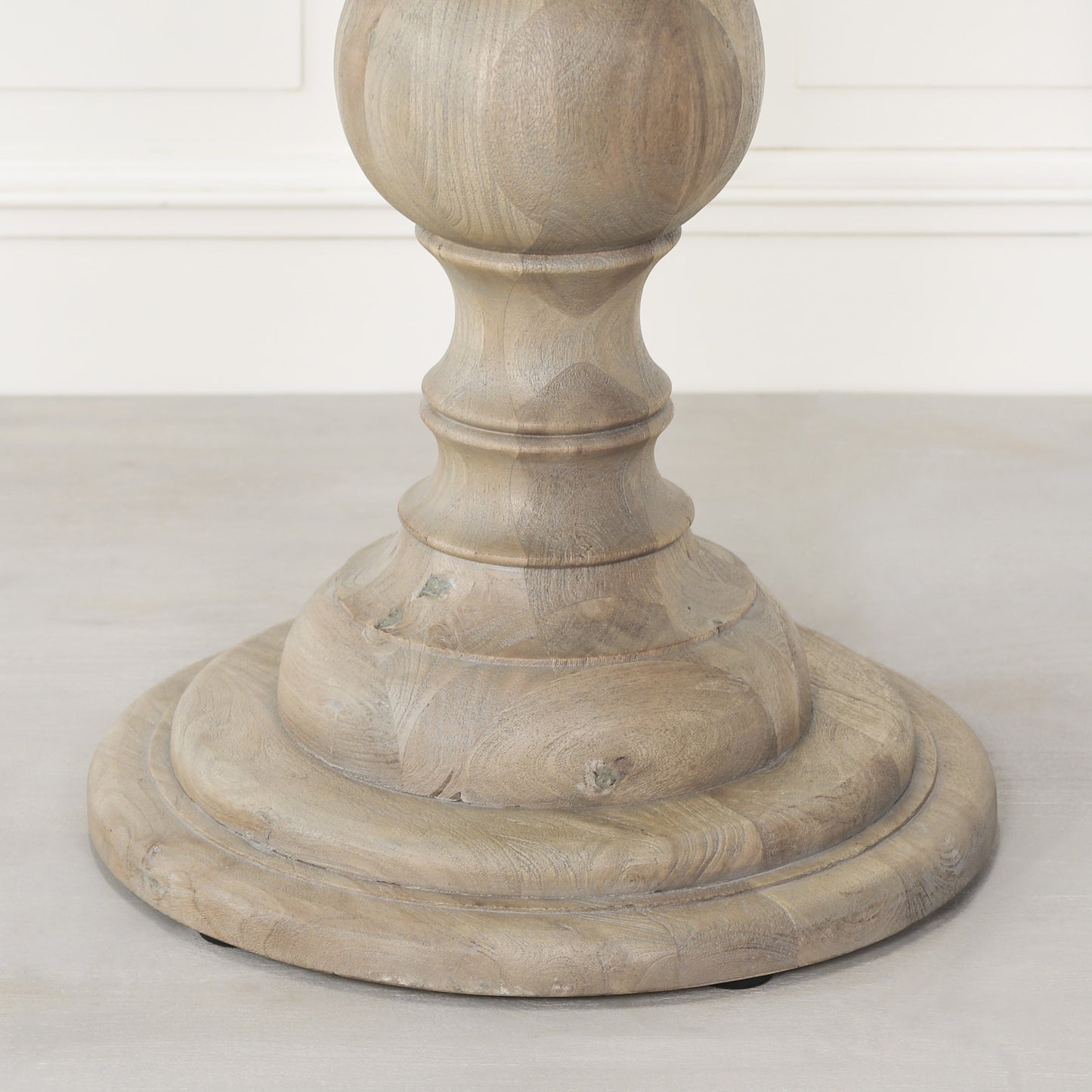 Ashwick 120cm Round Mango Wood Dining Table