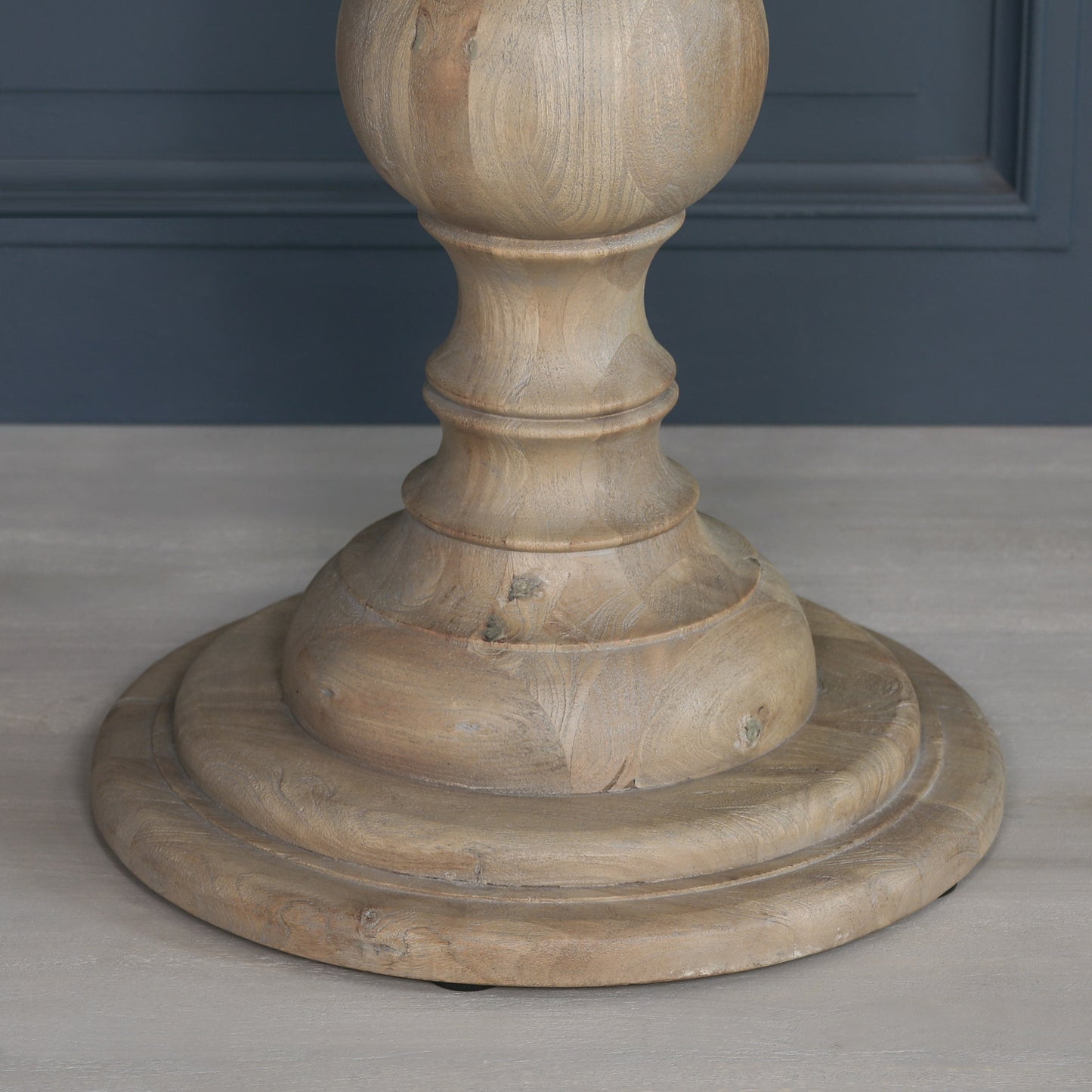 Ashwick 120cm Round Mango Wood Dining Table