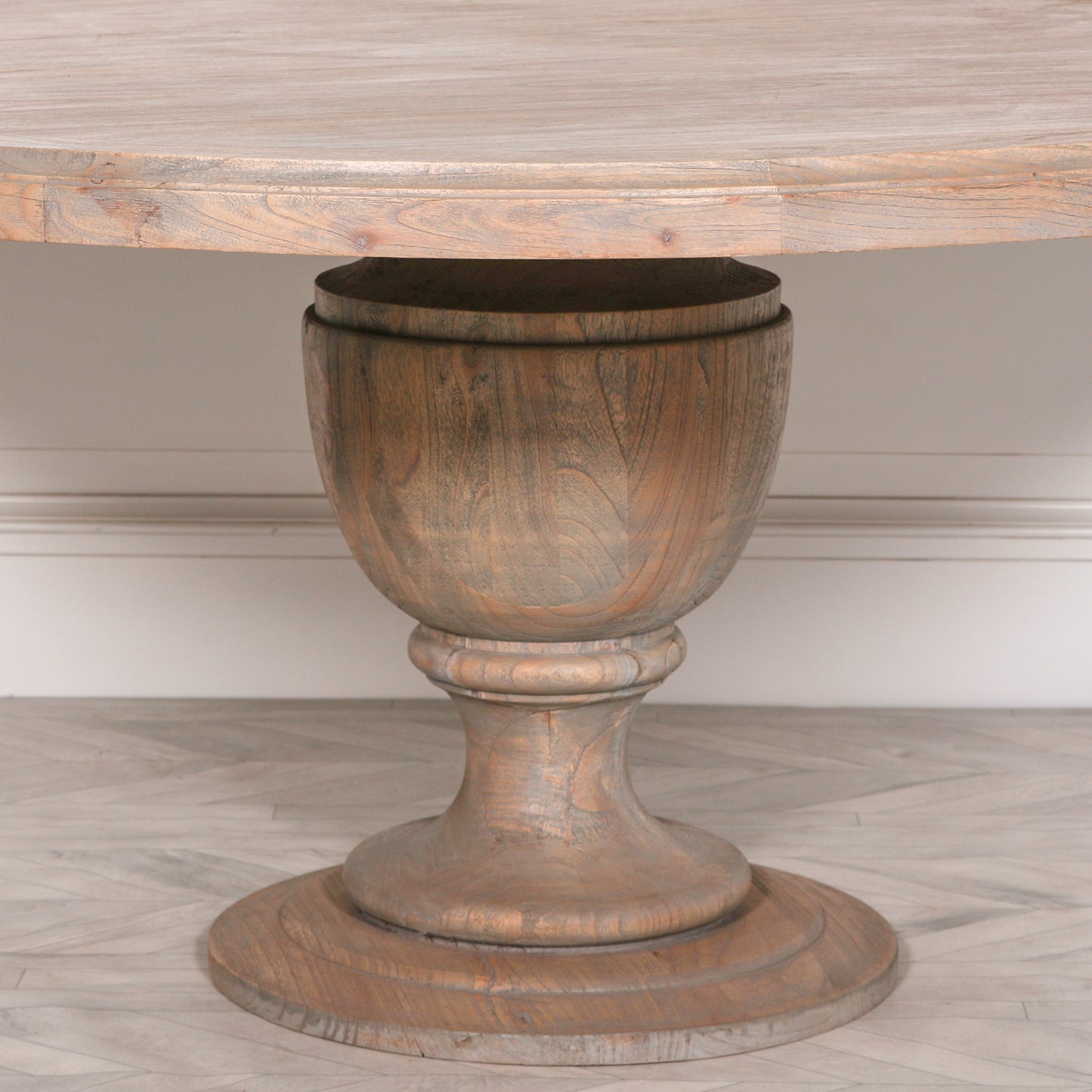 Ashwick 162cm Round Mango Wood Dining Table